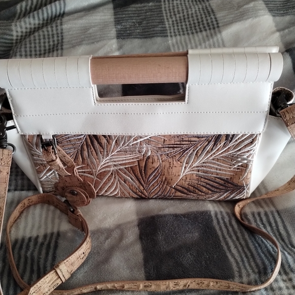 Naughty Monkey purse - Picture 6 of 6